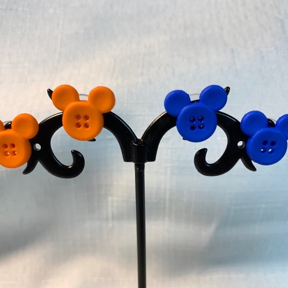 NWT 1 Pair Handmade Disney Mickey Mouse Earrings Your pick color - Picture 2 of 5